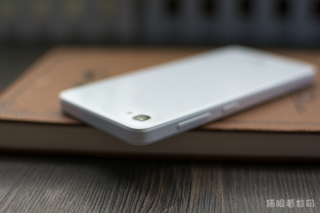 z2 mini_联想ZUK Z2配置评测_ZUK Z2 4英寸小屏旗舰手机