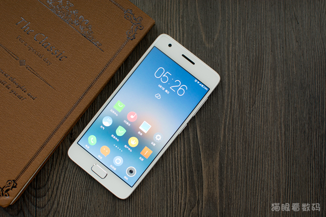 ZUK Z2 4英寸小屏旗舰手机_联想ZUK Z2配置评测_z2 mini