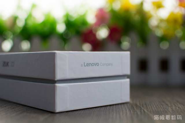 ZUK Z2 4英寸小屏旗舰手机_联想ZUK Z2配置评测_z2 mini