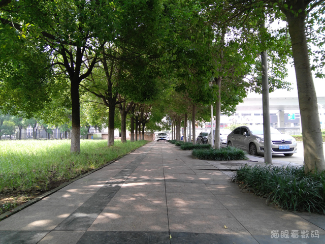 ZUK Z2 4英寸小屏旗舰手机_联想ZUK Z2配置评测_z2 mini