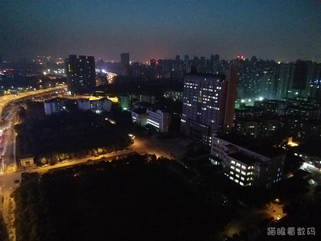 联想ZUK Z2配置评测_ZUK Z2 4英寸小屏旗舰手机_z2 mini