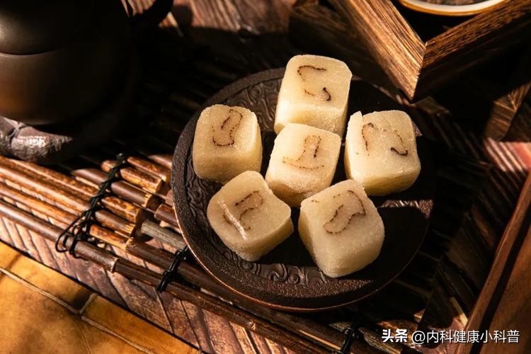 长期喝黑枸杞皮肤好得不得了_黑枸杞补肾护眼功效_黑枸杞花青素抗氧化作用