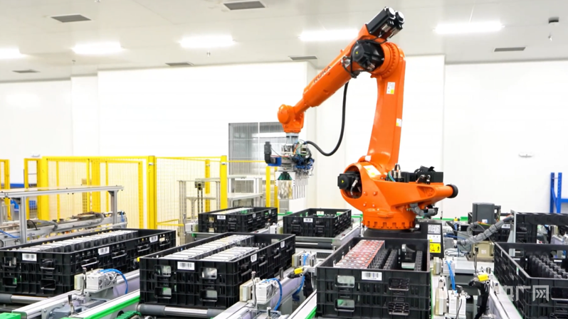 酒泉新能源产业发展_太阳能光热发电产业链_酒泉战略叠加发展