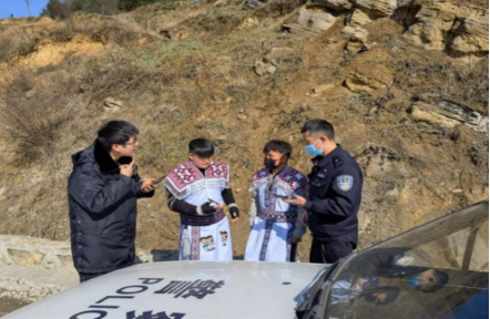 铁路道口安全_铁路红光带的种类_铁路沿线环境安全