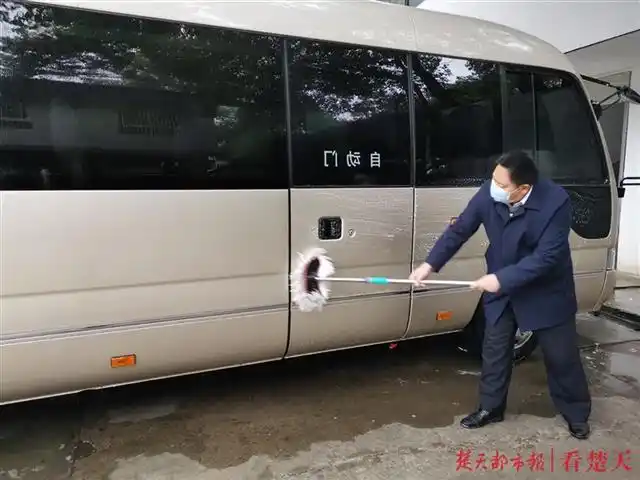 疫情防控车辆保障_干休所车队_湖北省委接待车队