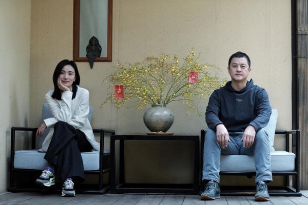 李亚鹏新女友怀孕_李亚鹏近照变化原因_李亚鹏现在女友照片