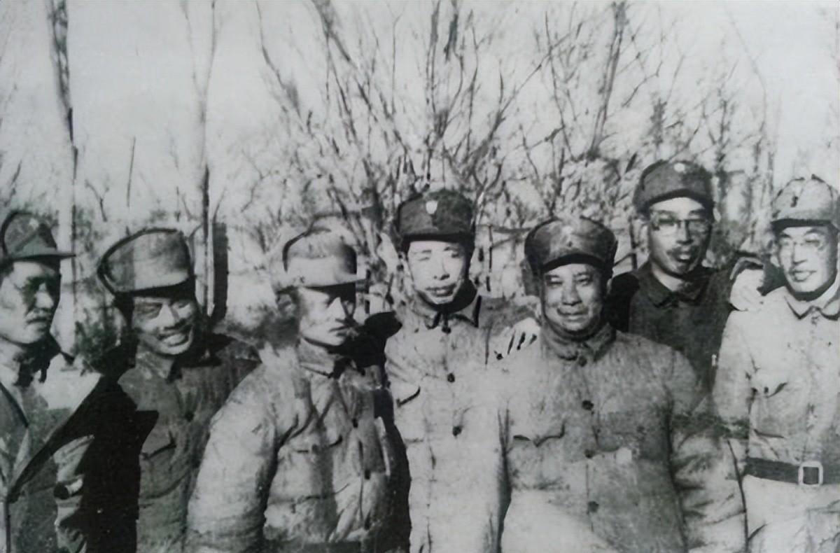 从六大军区到十二大军区调整背景与影响_1955年首批12个大军区司令员名单_中国人民解放军大将名单