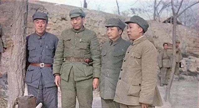 解放战争上将职务排名_中国人民解放军大将名单_55年授衔上将职务高于许光达