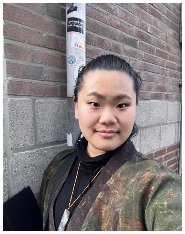 毕福剑饭局录像_毕福剑女儿毕凌 著名主持人毕福剑 央视主持人酒桌失言事件