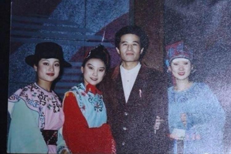 毕福剑现状分析_毕福剑近况曝光_毕福剑饭局录像