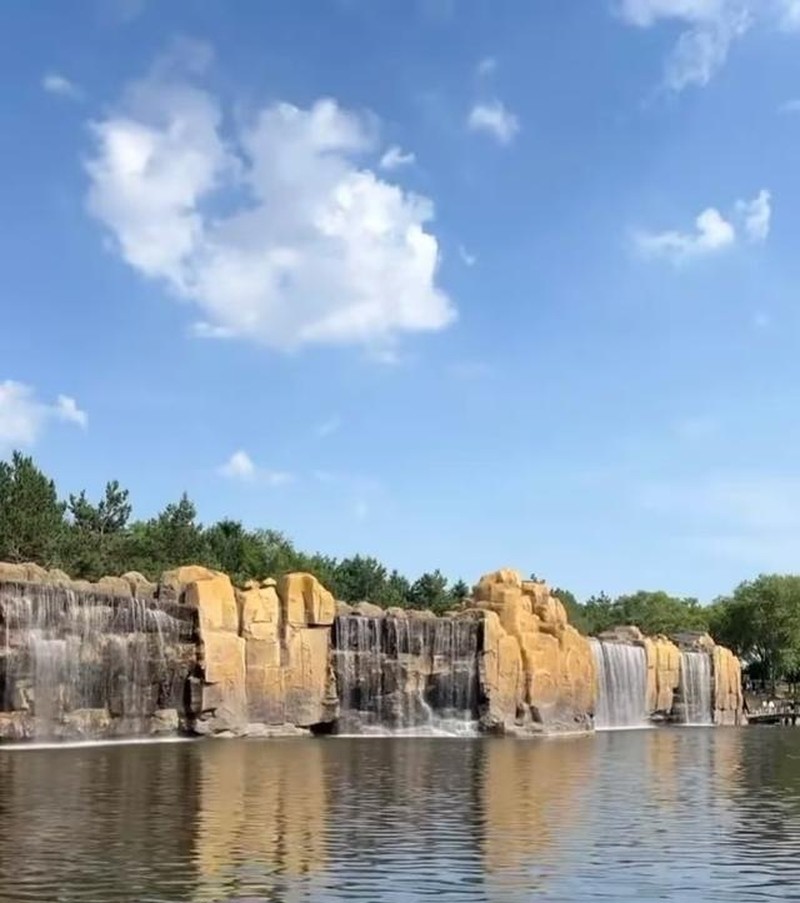 冰雪大世界交通攻略_哈尔滨太阳岛公园_太阳岛雪景