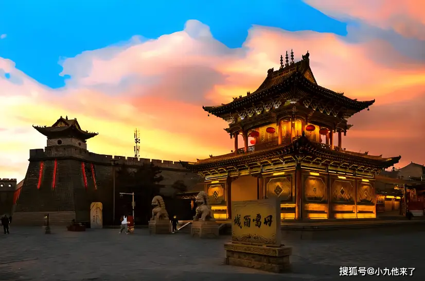 西宁旅游攻略_西宁文化公园具体_塔尔寺壁画青海湖