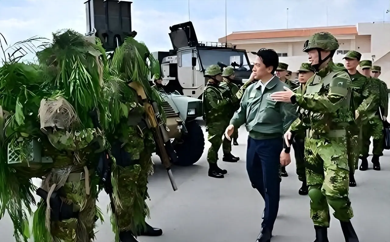 东海钓鱼岛局势紧张 日本渔船中国海警对峙 夜间行动历史背景_中国渔船钓鱼岛沉没