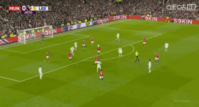 英超第32轮曼联vs利兹联比赛回顾_英超-曼联客场1-2遭十人纽卡绝杀_奥卡福双响门线解围