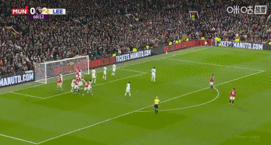 奥卡福双响门线解围_英超第32轮曼联vs利兹联比赛回顾_英超-曼联客场1-2遭十人纽卡绝杀