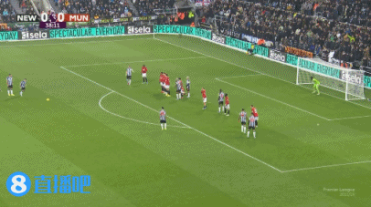 特里皮尔任意球中框戈登破门安东尼进球无效_曼联客场0-1纽卡斯尔_英超-曼联客场1-2遭十人纽卡绝杀