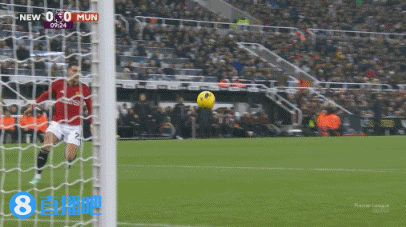 曼联客场0-1纽卡斯尔_英超-曼联客场1-2遭十人纽卡绝杀_特里皮尔任意球中框戈登破门安东尼进球无效