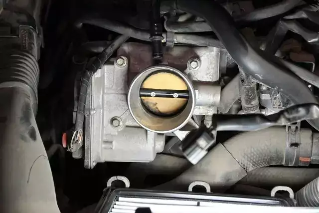节气门清洗要多少时间_科学养车技巧_低里程车保养