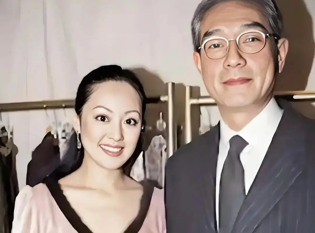  钟镇涛 章小蕙 离婚 _钟镇涛潇洒哥_钟镇涛 早年经历 