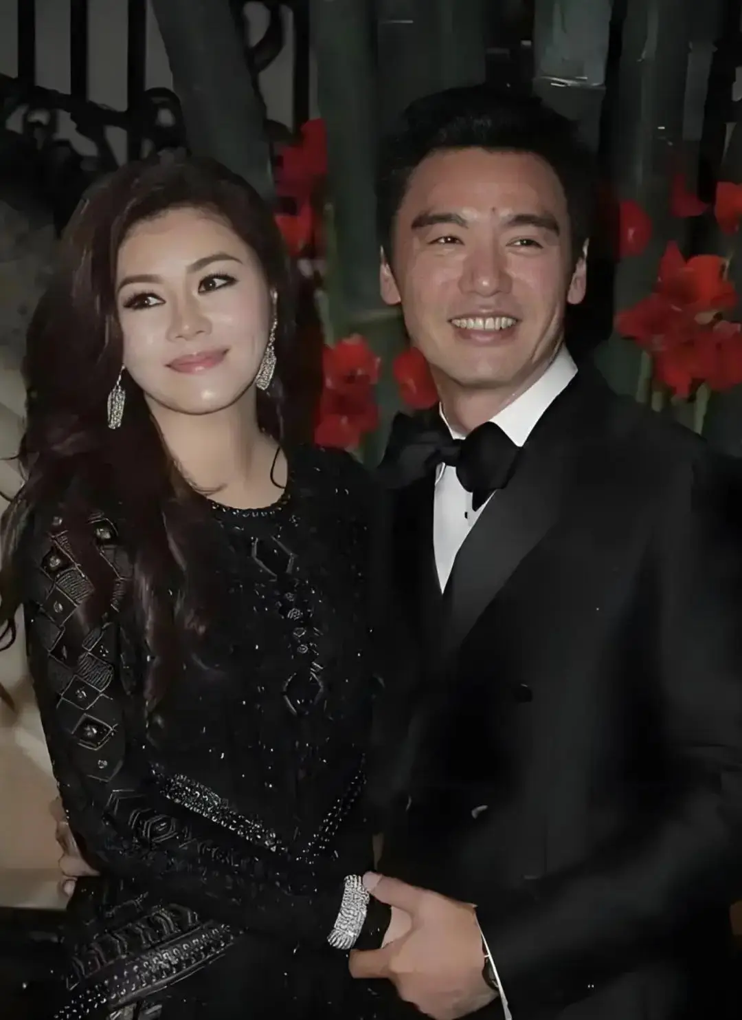 钟镇涛 早年经历 _ 钟镇涛 章小蕙 离婚 _钟镇涛潇洒哥