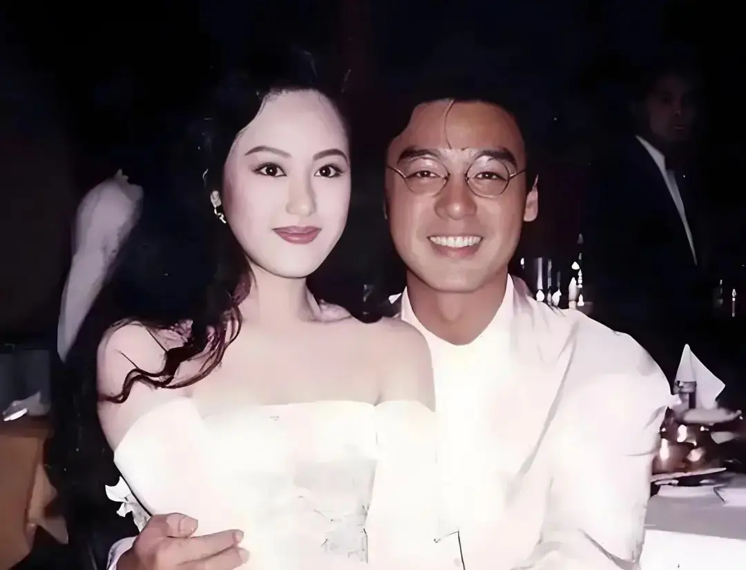 钟镇涛潇洒哥_钟镇涛 早年经历 _ 钟镇涛 章小蕙 离婚 