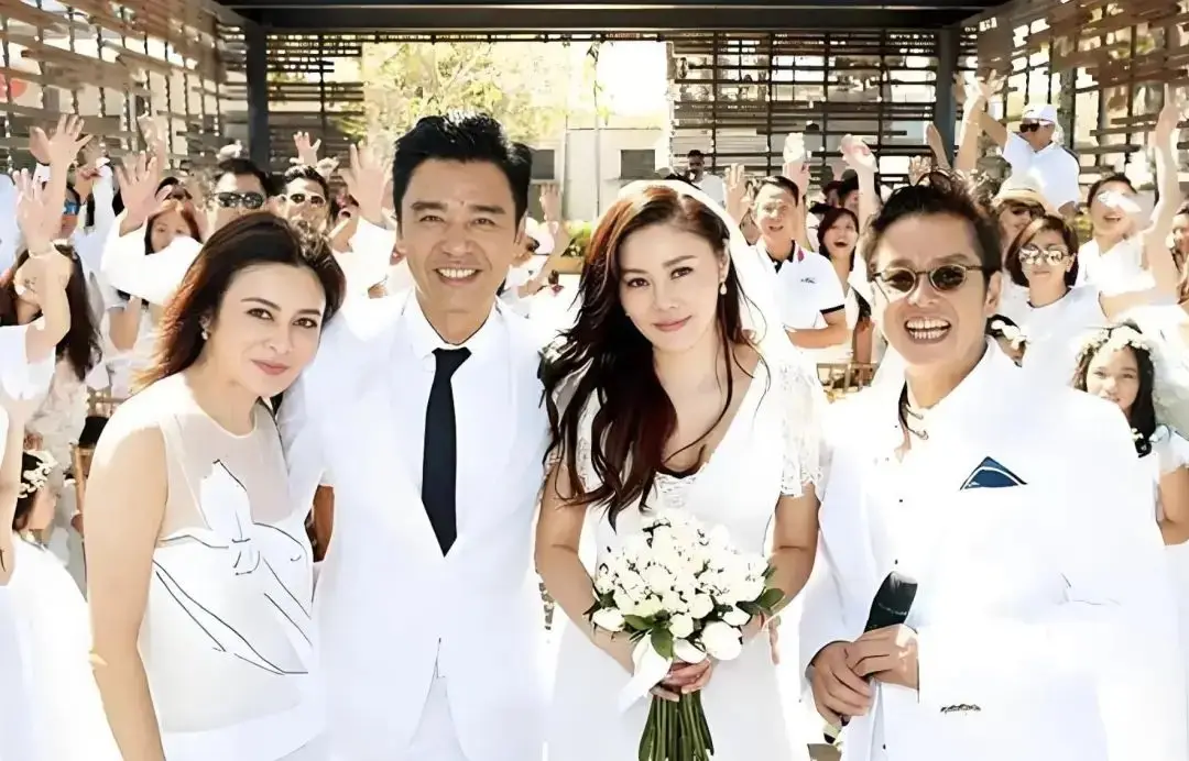 钟镇涛潇洒哥_ 钟镇涛 章小蕙 离婚 _钟镇涛 早年经历 