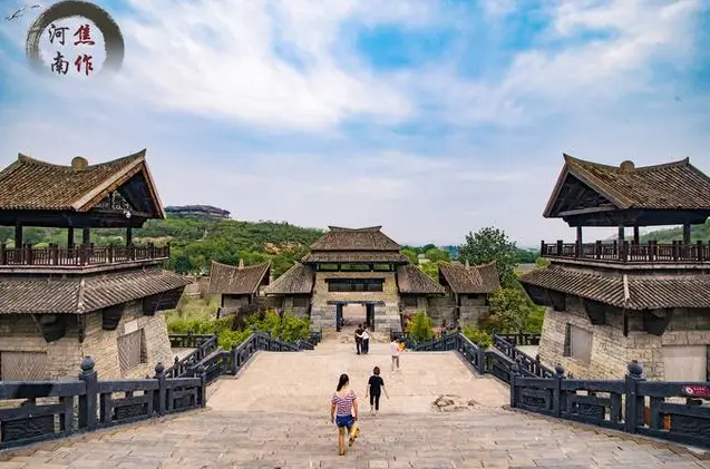 焦作市太极拳发源地_焦作市旅游景点_焦作烈士纪念碑
