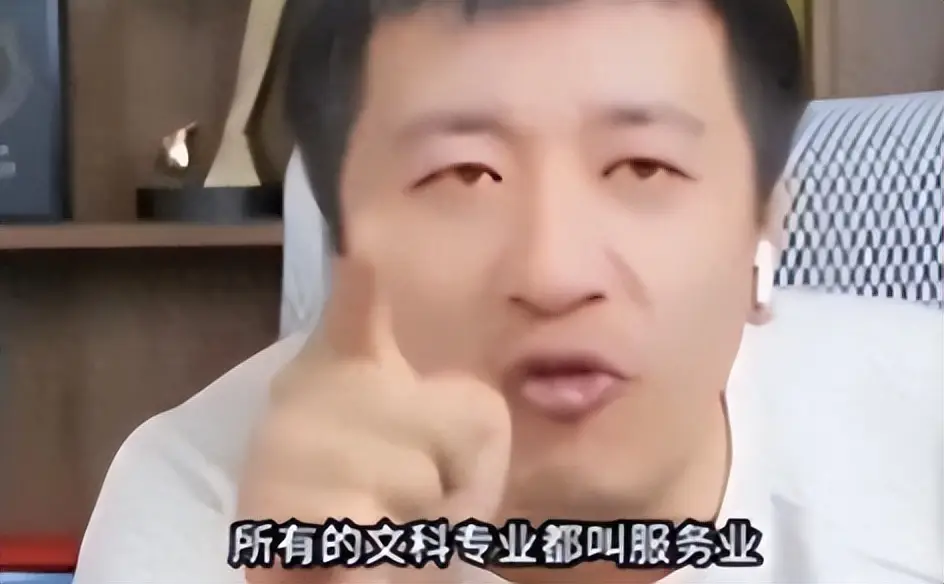 恶之平庸刘瑜读后感_刘瑜观点_文科博士评价