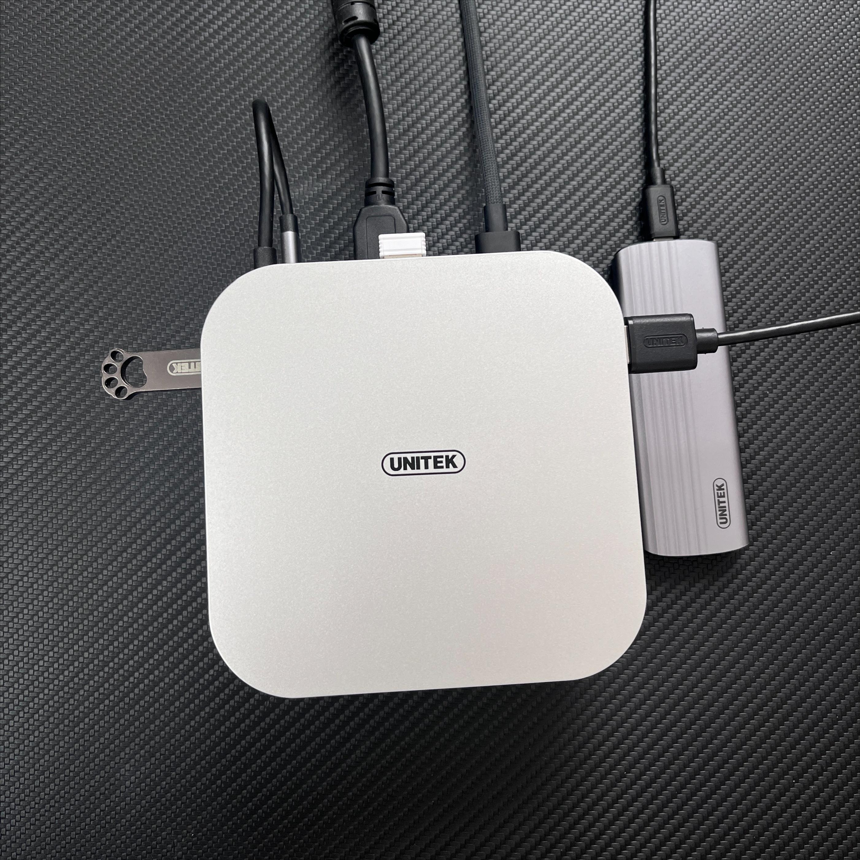 macmini配显示器_优越者雷电硬盘盒Mac mini接口扩展_丐版Mac mini外置SSD扩容