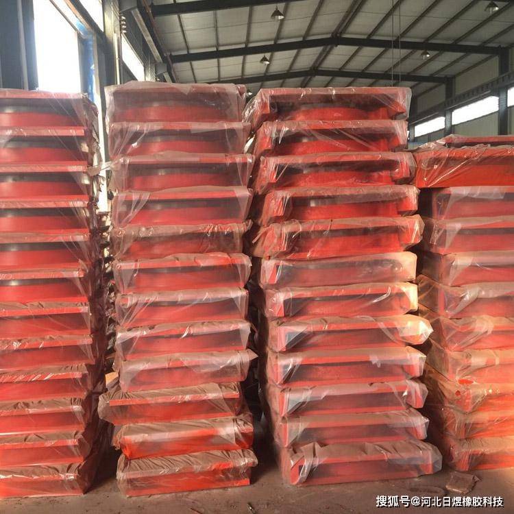HDR高阻尼隔震橡胶支座_高阻尼橡胶支座技术参数_橡胶隔振支座 构成