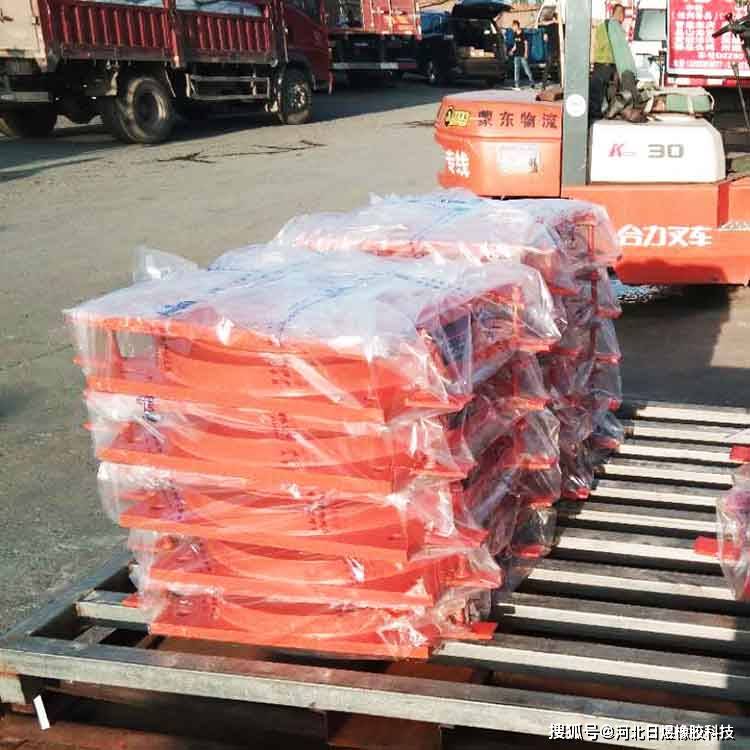 HDR高阻尼隔震橡胶支座_橡胶隔振支座 构成_高阻尼橡胶支座技术参数