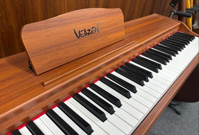 电钢琴和钢琴有什么区别_电钢琴键盘传感器精度_电钢琴核心指标解读