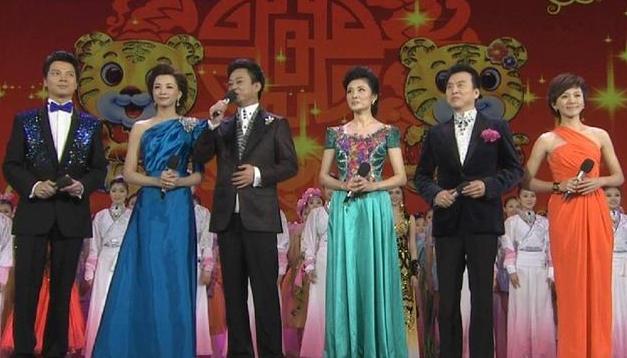 欧阳夏丹个人经历_欧阳夏丹个人图片库_央视主持人欧阳夏丹