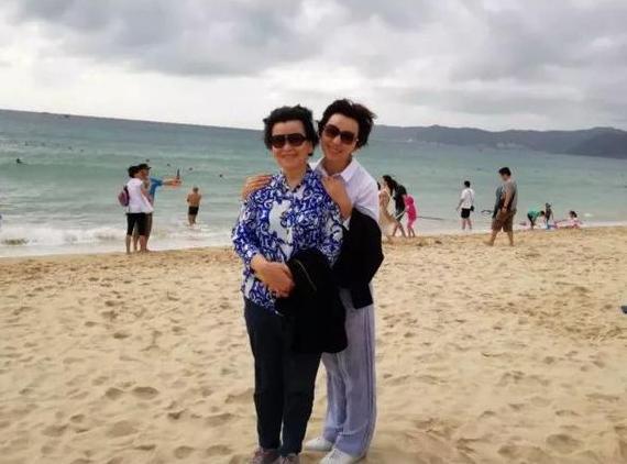 欧阳夏丹个人经历_欧阳夏丹个人图片库_央视主持人欧阳夏丹