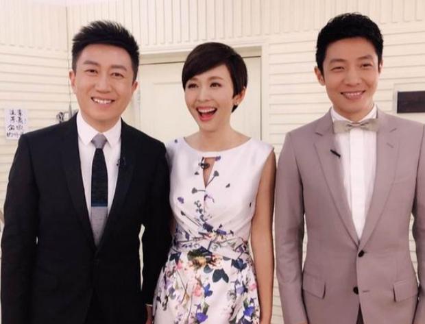 欧阳夏丹放弃央视工作陪伴病母原因_欧阳夏丹个人图片库_欧阳夏丹央视主持人生涯经历