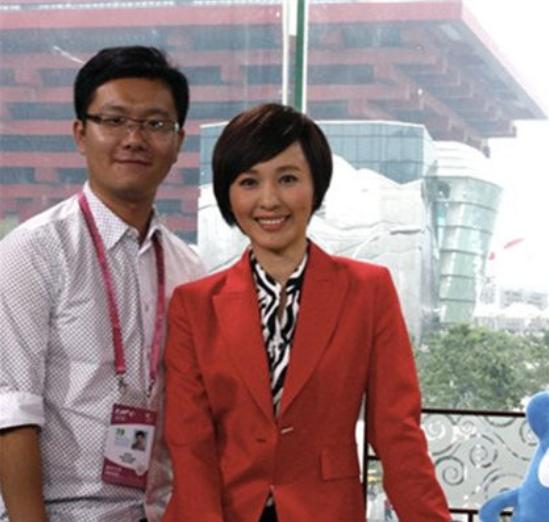 欧阳夏丹放弃央视工作陪伴病母原因_欧阳夏丹央视主持人生涯经历_欧阳夏丹个人图片库