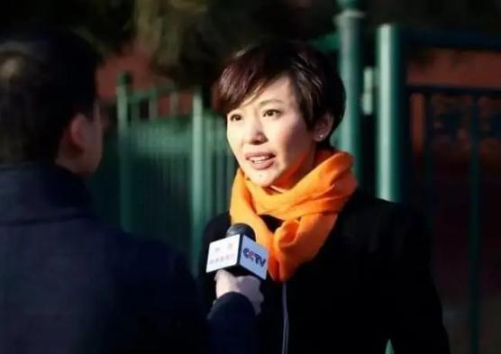 欧阳夏丹个人图片库_欧阳夏丹放弃央视工作陪伴病母原因_欧阳夏丹央视主持人生涯经历