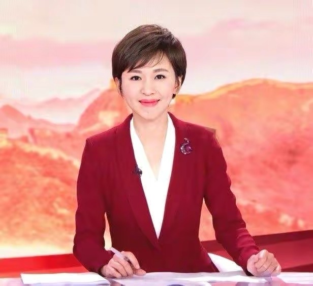 欧阳夏丹放弃央视工作陪伴病母原因_欧阳夏丹个人图片库_欧阳夏丹央视主持人生涯经历