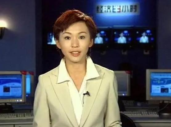 欧阳夏丹放弃央视工作陪伴病母原因_欧阳夏丹个人图片库_欧阳夏丹央视主持人生涯经历