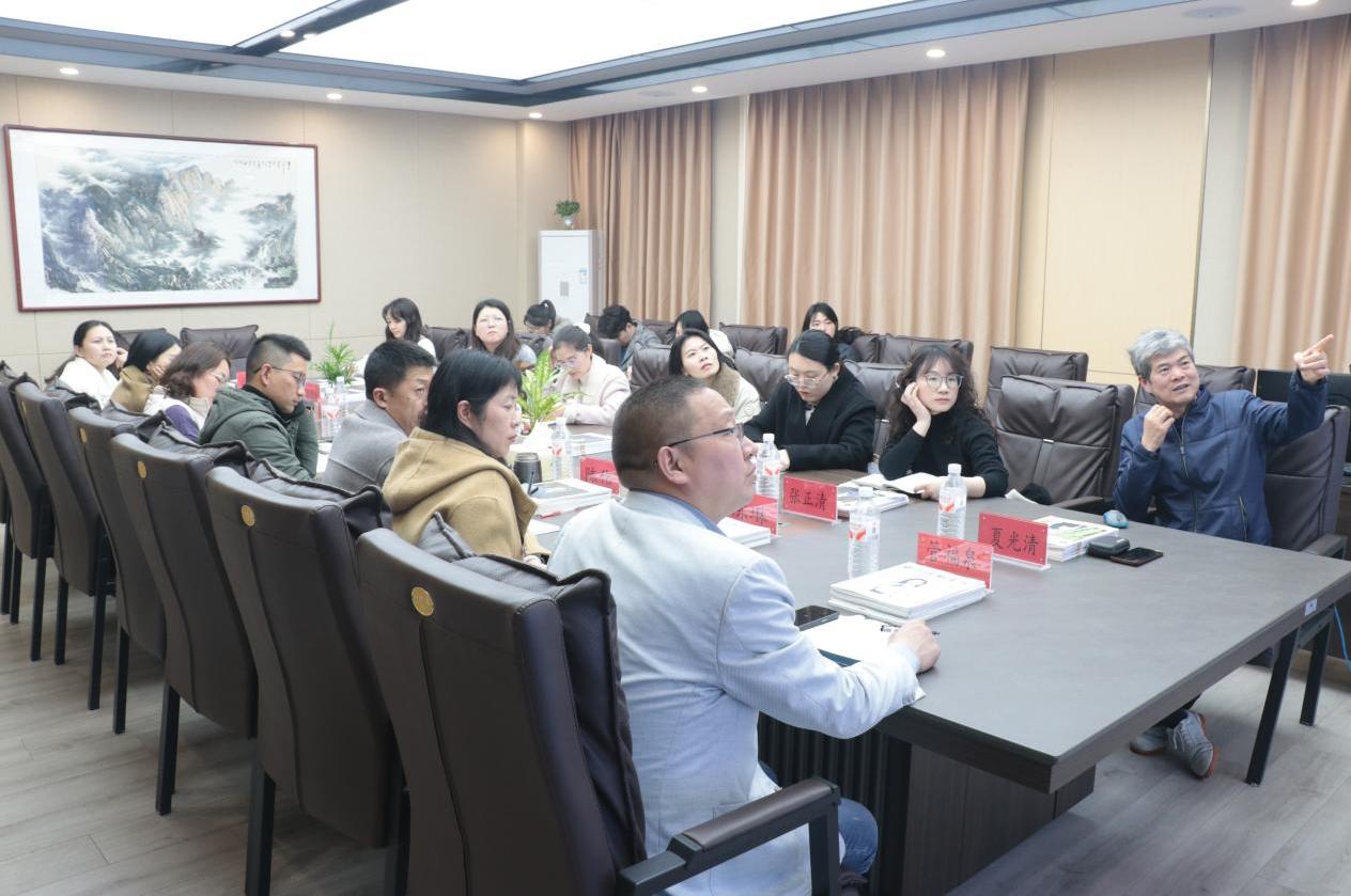 班主任基本功之论文写作_教学案例格式_做有生命力的德育