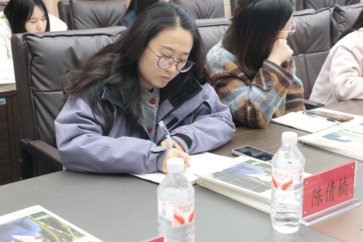 做有生命力的德育_教学案例格式_班主任基本功之论文写作