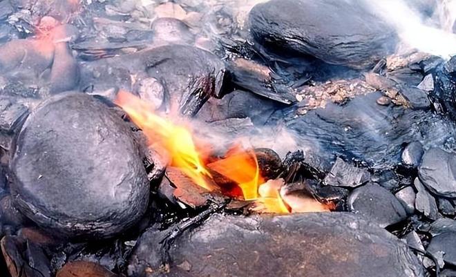 页岩油开发美国与中国对比_中国页岩油产业发展现状与挑战_美国页岩油储量