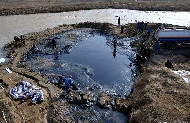 中国页岩油产业发展现状与挑战_页岩油开发美国与中国对比_美国页岩油储量