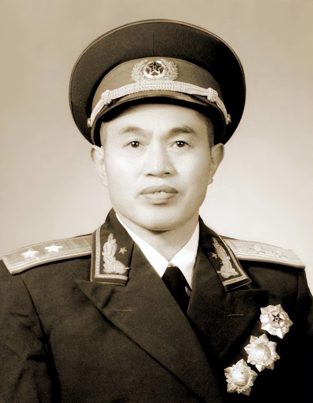 解放军1军_中国人民解放军第24军历史沿革_第24军首任领导成员