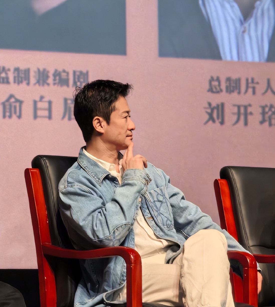 吴京拼命拍戏累垮_吴京镖人水肿_狼牙吴京做菜