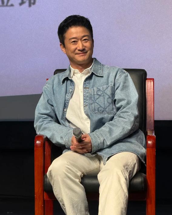 狼牙吴京做菜_吴京镖人水肿_吴京拼命拍戏累垮