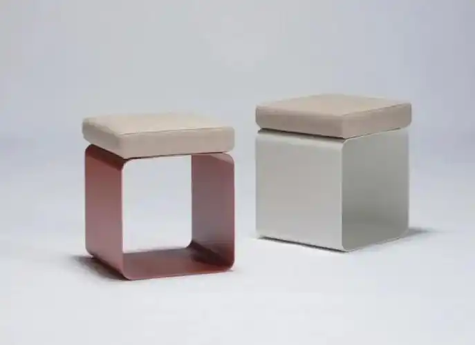 柜体与坐凳设计结合_进门换鞋区效果图_门厅设计的重要性