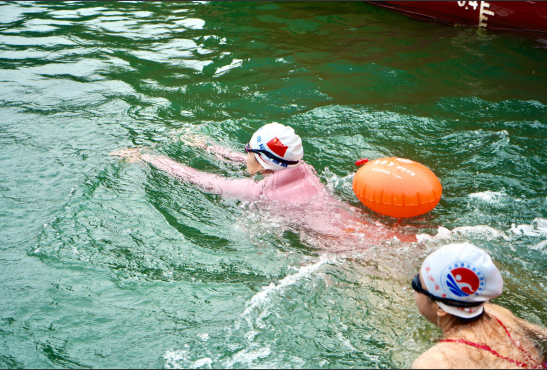 石燕湖生态公园在哪_石燕湖景区冬泳门票_长沙石燕湖冬泳活动