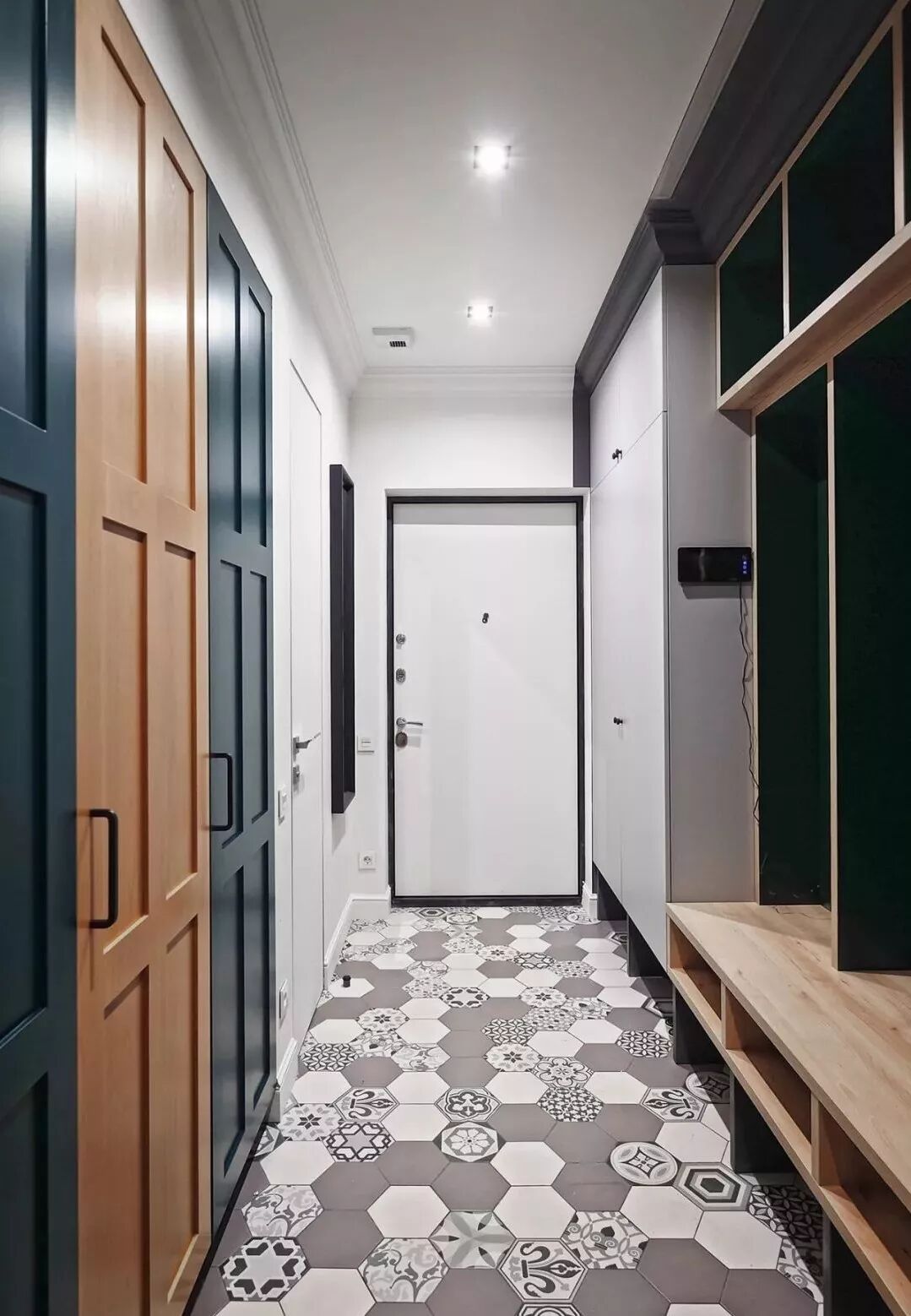 嵌入式壁柜门厅收纳_进门换鞋区效果图_门厅设计