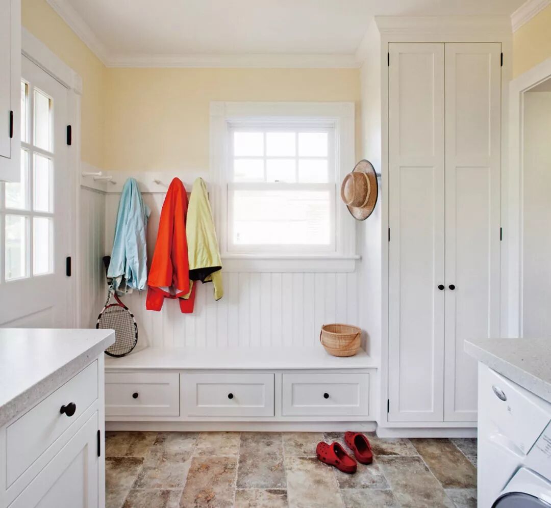 进门换鞋区效果图_嵌入式壁柜门厅收纳_门厅设计